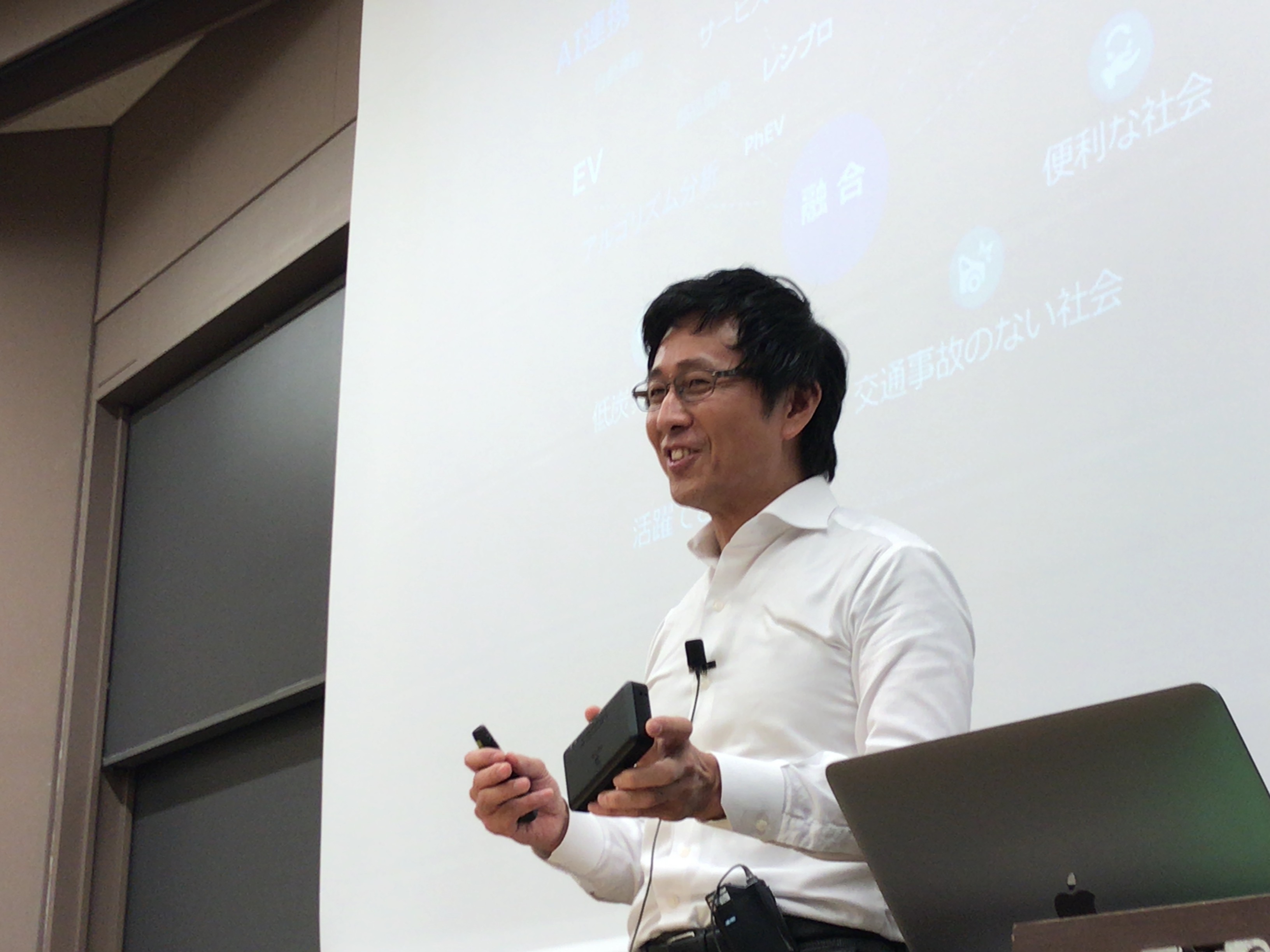 IoT技術を活用したフィンテック・サービスで誰もがクルマを買える新たな社会創造 例会写真 2
