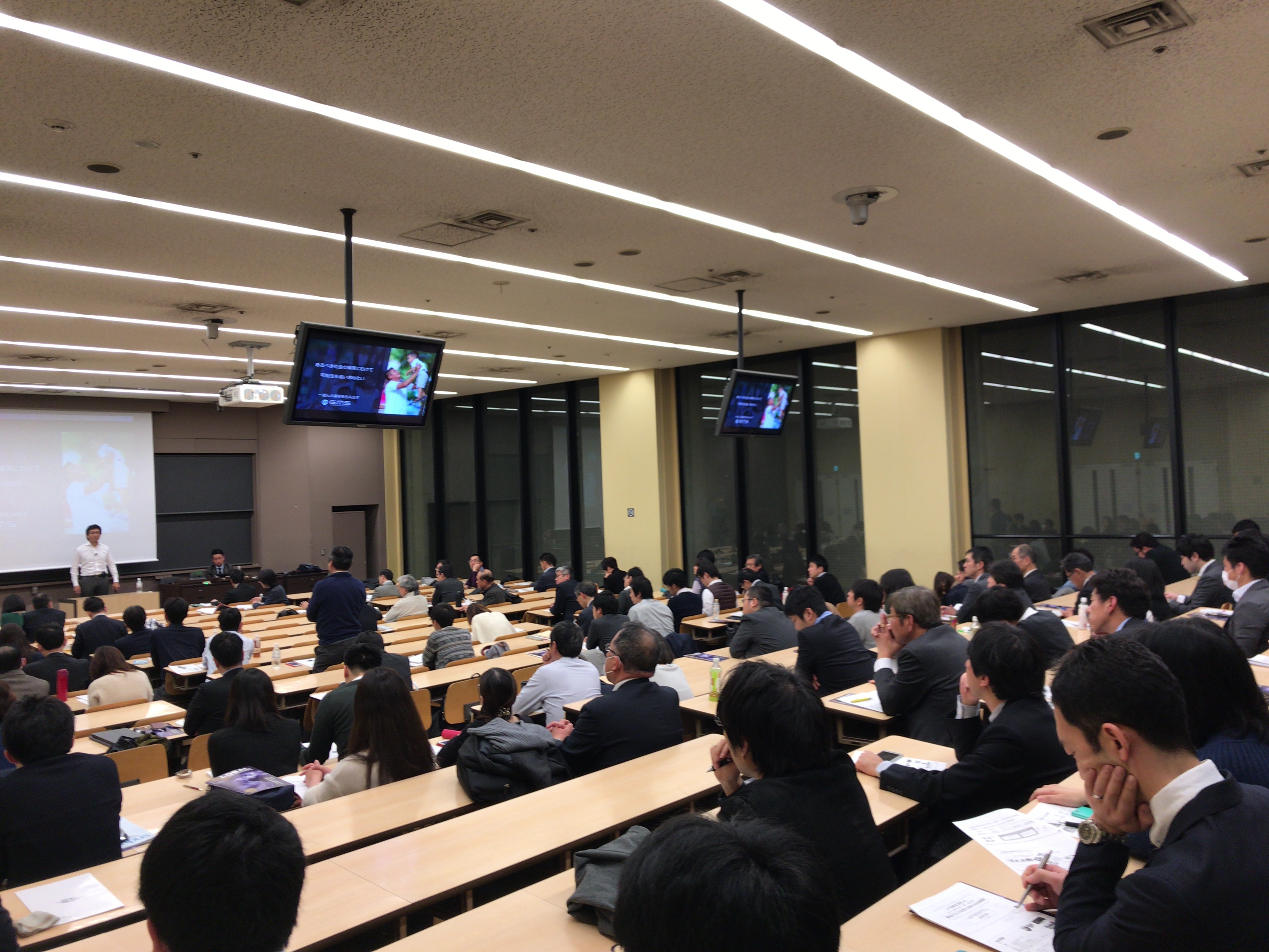 IoT技術を活用したフィンテック・サービスで誰もがクルマを買える新たな社会創造 例会写真 5